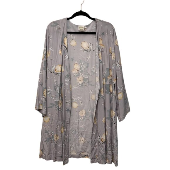 Plum Pretty Sugar Women's Robe - Picture 1 of 4